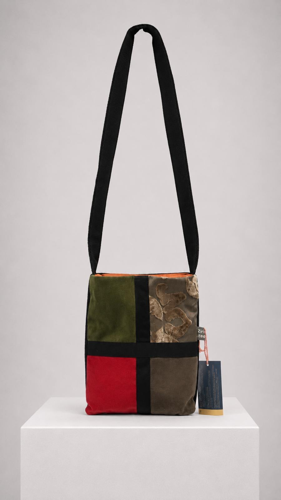 Tasca multicolore