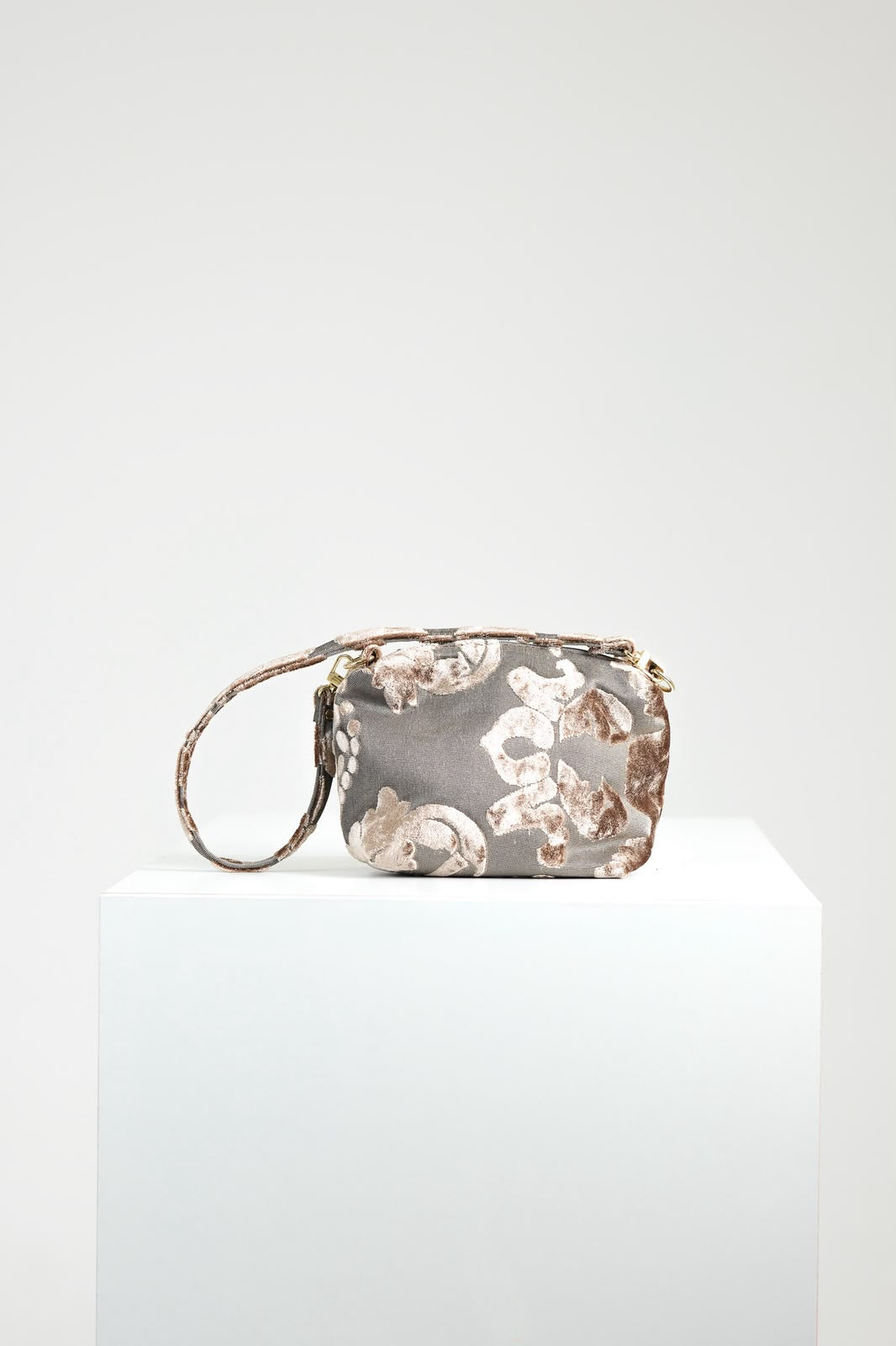 Pupatella broccato beige