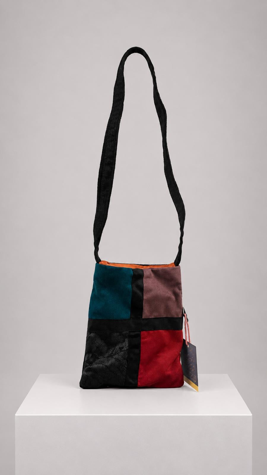 Tasca multicolore
