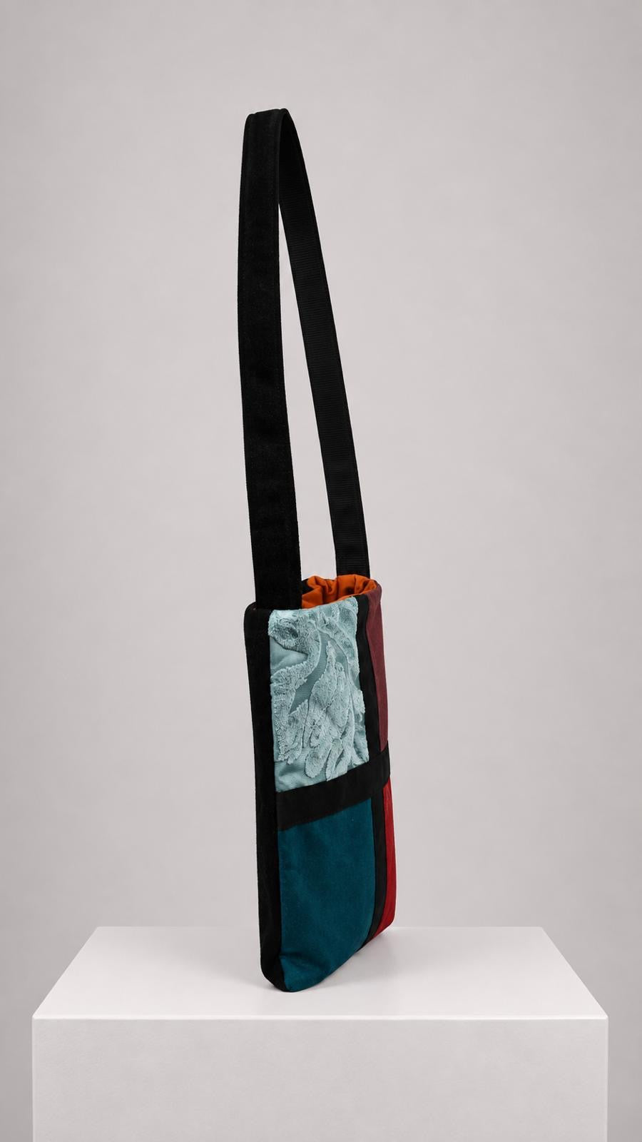 Tasca multicolore