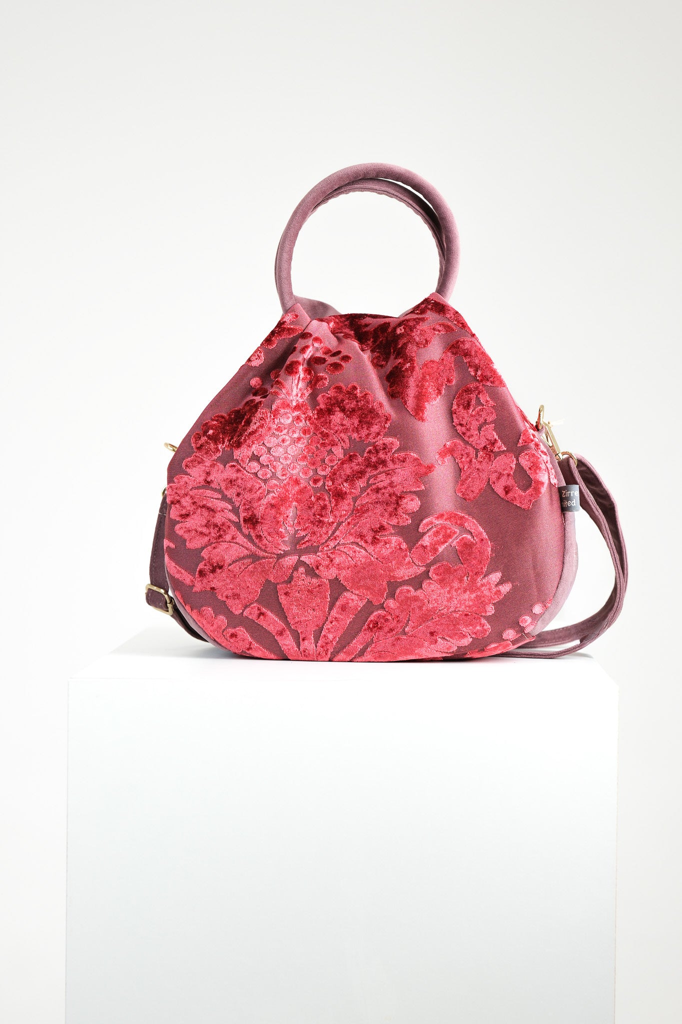 Carina Rossa Broccata